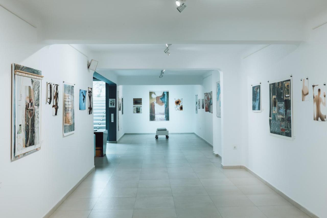 Art Hotel Santorini (Adults Only) Pyrgos Kallistis Екстер'єр фото